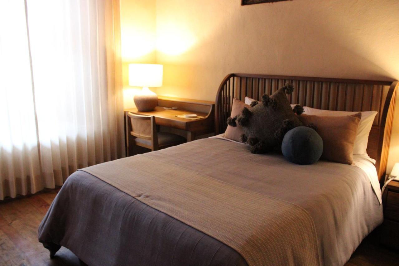 Hotel Ibarra 14 Пацкуаро Экстерьер фото