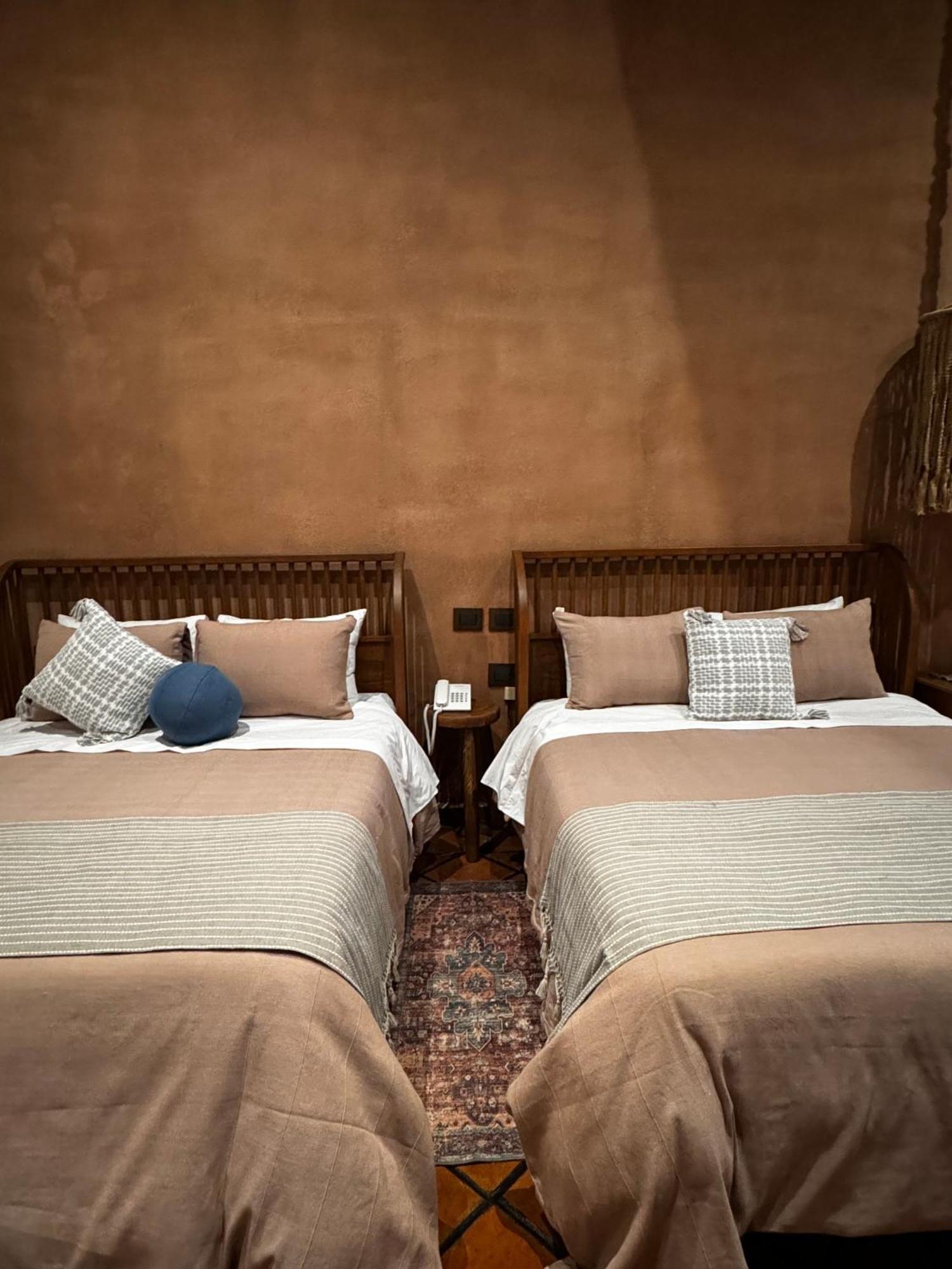 Hotel Ibarra 14 Пацкуаро Экстерьер фото