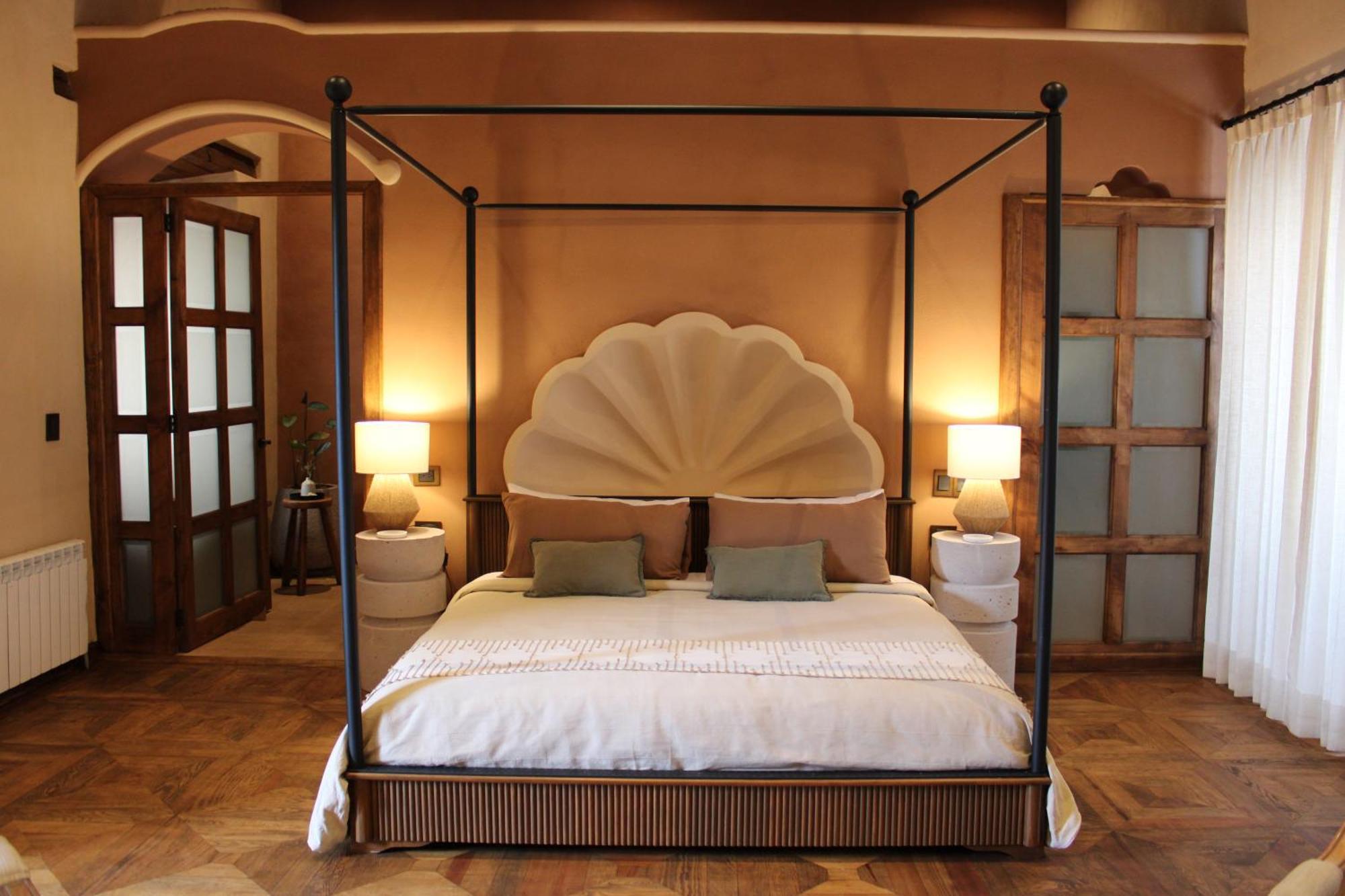 Hotel Ibarra 14 Пацкуаро Экстерьер фото